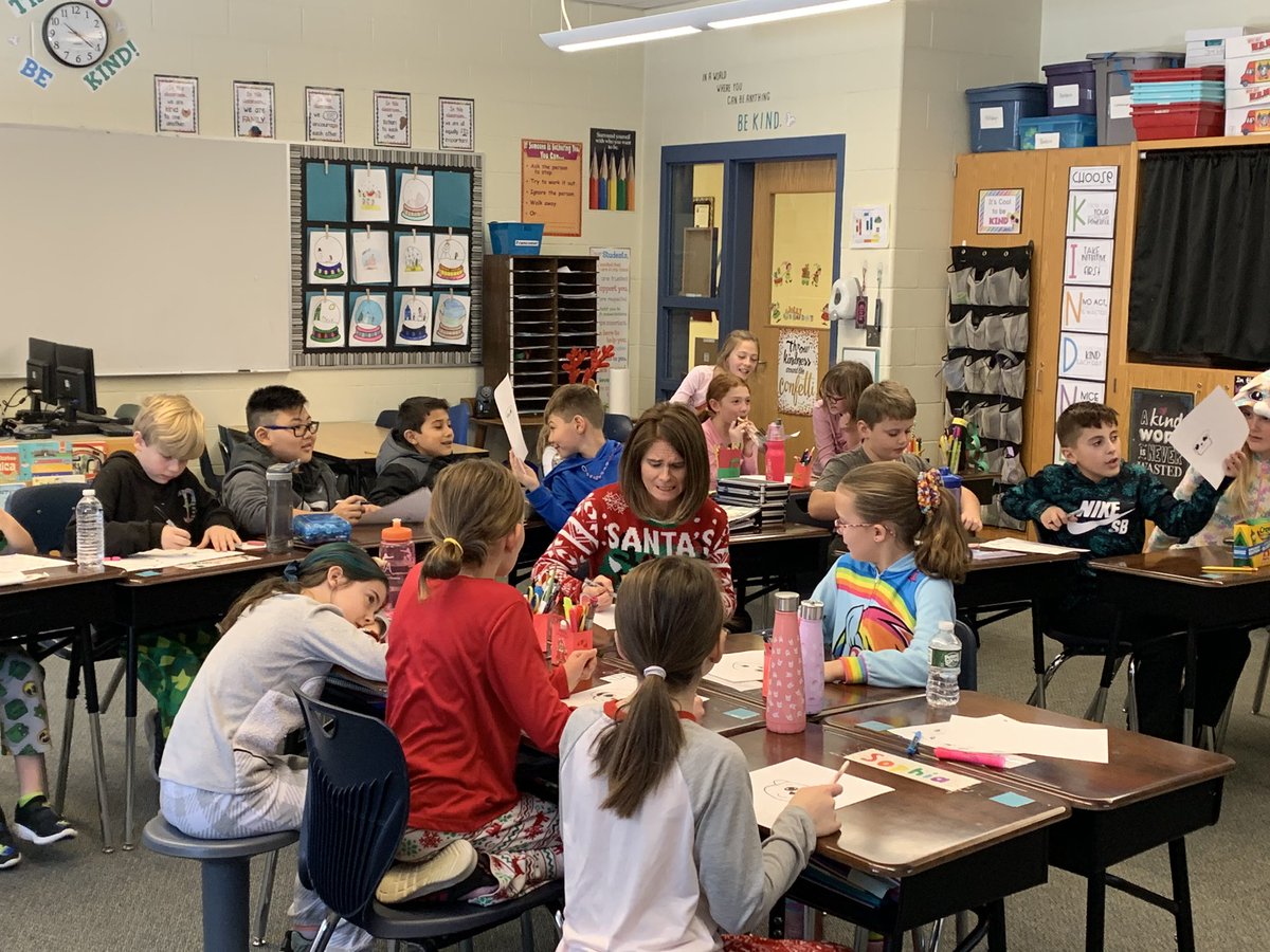 NS_Grade4's tweet photo. We love directed drawing! We even had a special visitor today! https://t.co/k8QWk6L2bh