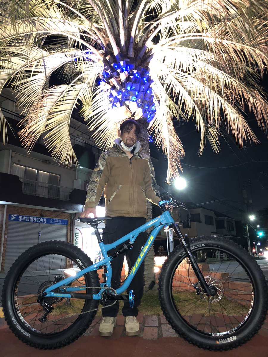 astbikes's tweet photo. #ファットバイク 大好きさん❤️念願のフルサス‼️ドロッパーを装備しフレーム形状からポジション調整👍#salsacycles #backsaw #fatbike #セールやってます #クリスマスプレゼント #サンタ配達 #予約受付中 #astbikes #astforest #和光 #秩父 #朝霞 #志木 #新座 #大泉学園 #成増 #光が丘公園 #練馬 #板橋 https://t.co/VkKvfkh4mb
