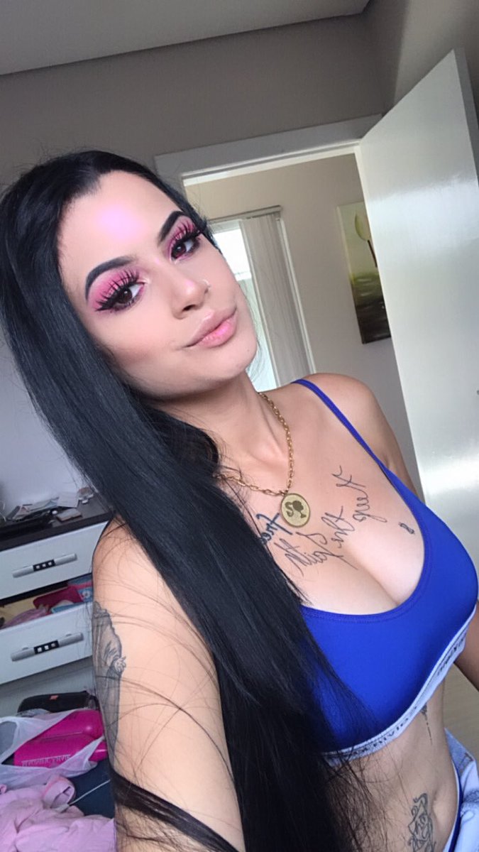 ViictoriaaMaria's tweet photo. sigo tranquila, pq no desespero qm segue são elas.  💋💲 https://t.co/EDaneEnKvm
