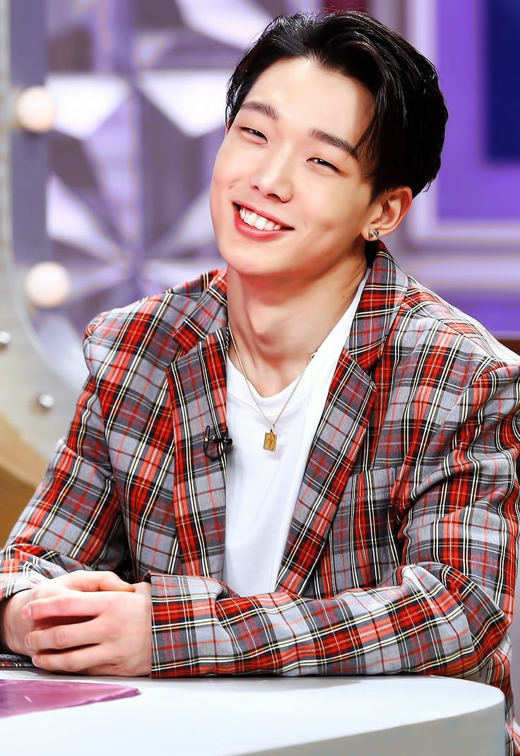 Lhyaaaaa2's tweet photo. #happybirthday
#KIMJIWON 
#mybunnyrapper
#BeautifulBOBBYDay 
#happybobbyday 
#iKON 
#21desember1995
#21desember2019 https://t.co/LAV1JS7yLE