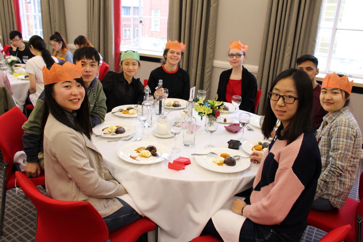 LeedsGloCo's tweet image. Thank you to @GreatFoodLeeds for providing a wonderful Christmas Meal today as part of the &apos;Christmas in Leeds&apos; programme - the food was delicious!
Find out more about our Christmas in Leeds programme at students.leeds.ac.uk/outofterm