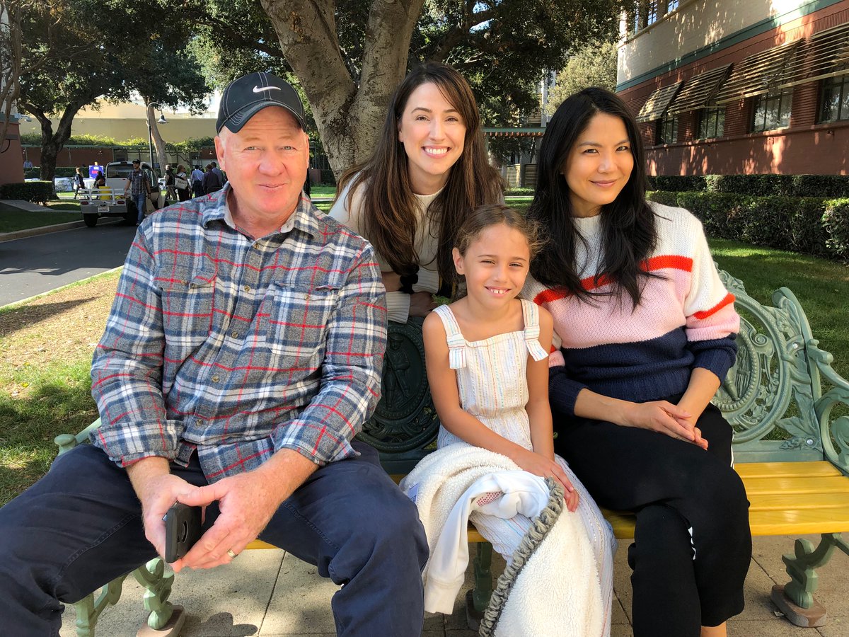 kidpodtheater's tweet photo. Here is the wonderful cast (and director) of our holiday special that you can listen to RIGHT HERE:
https://t.co/QTzyMR2jgZ
@mrmgcoleman @AmyWeaverTweets @MsLynnChen
#HappyHolidays #Christmas #KidPod https://t.co/iVbDUzybO9