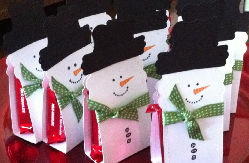 boxesmaker's tweet image. Christmas packaging Boxes give a Unique look to your Product. 
lnkd.in/fftSdyk
#christmassale #discount #packaging #christmasmarketing #packagingboxes #boxes #boxesmaker #pillowboxes #packaginginnovation #uspackaging #packagingservices #christmasboxes #christmasgiftboxes