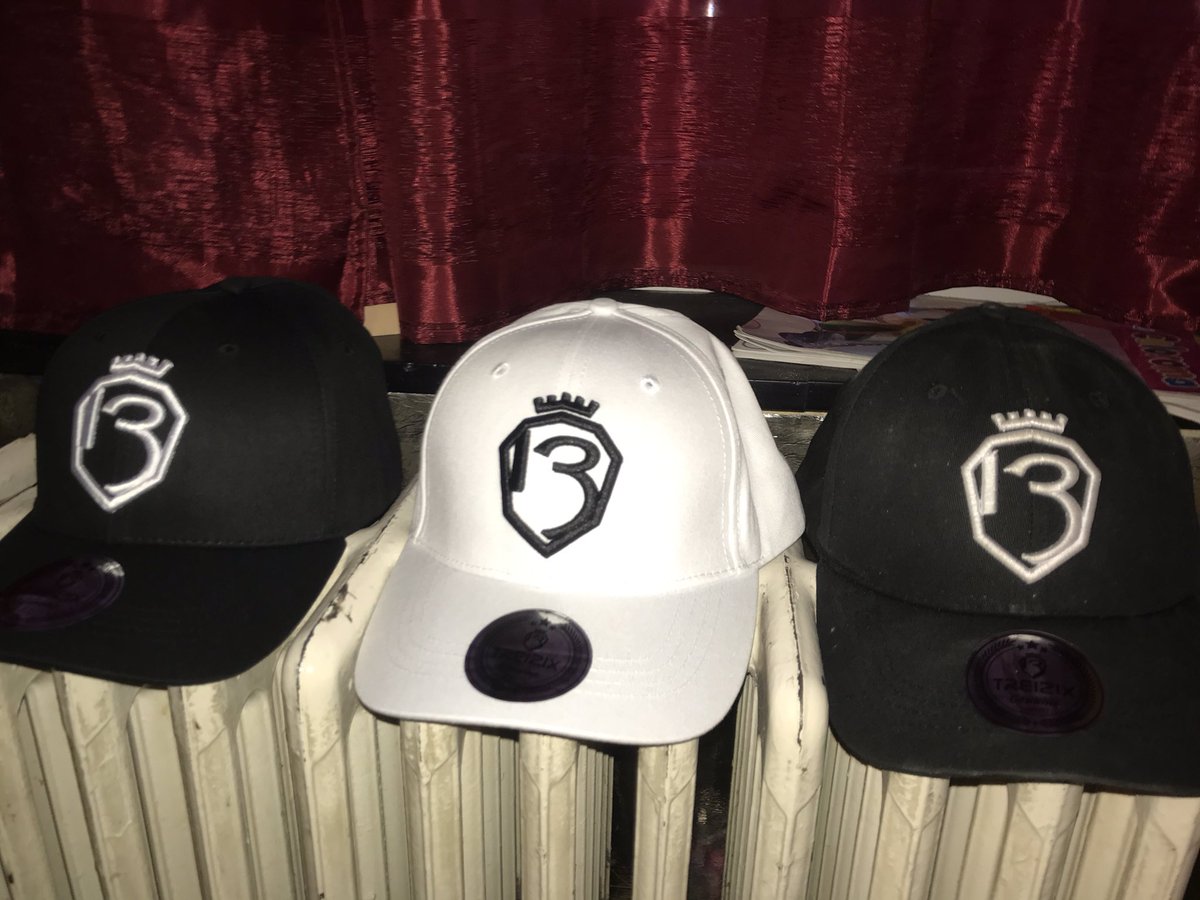 The_SayanTV's tweet photo. Et ma dernière commande @Treizixofficiel grâce à Momo j’ai pu parler à @GameMixTreize merci bcp #treizix https://t.co/AzB3CgCnqr