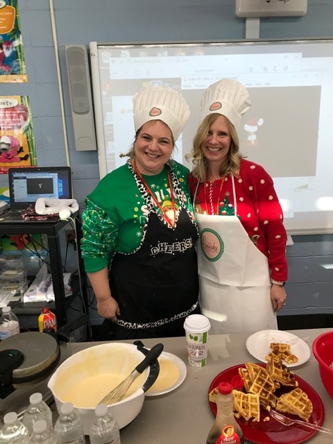 Sandshore's Holiday Breakfast. Thank you Jen and Kristy <a href="/MOSandshore/">Mount Olive Sandshore School</a> <a href="/kristymc24/">𝒦𝓇𝒾𝓈𝓉𝓎 𝑀𝒸𝐹𝒶𝓇𝓁𝒶𝓃𝑒</a> <a href="/Jen1Curry/">Jennifer Curry</a>