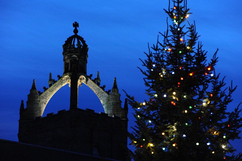 ABC_Aberdeen's tweet photo. Merry Christmas to you all and sending you best wishes for the new year. We are looking forward to a busy and exciting year in 2020! https://t.co/llZ1DMonQE