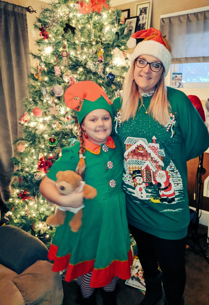 Just elfing around for the last day of school for 2019 <a href="/MCSPresidents/">Marion City Schools</a> <a href="/BHEleaders/">Benjamin Harrison</a> <a href="/amcarpenter22/">Mrs. Carpenter</a>