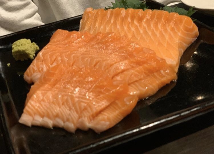 Hina000a's tweet photo. Instagramしか見てないで最近全然Twitterやってなかった😂😂

もう一回再開しようかなー‼️

今日食べたお寿司すごい美味しかった😘😘 https://t.co/8g5XI7AUqX
