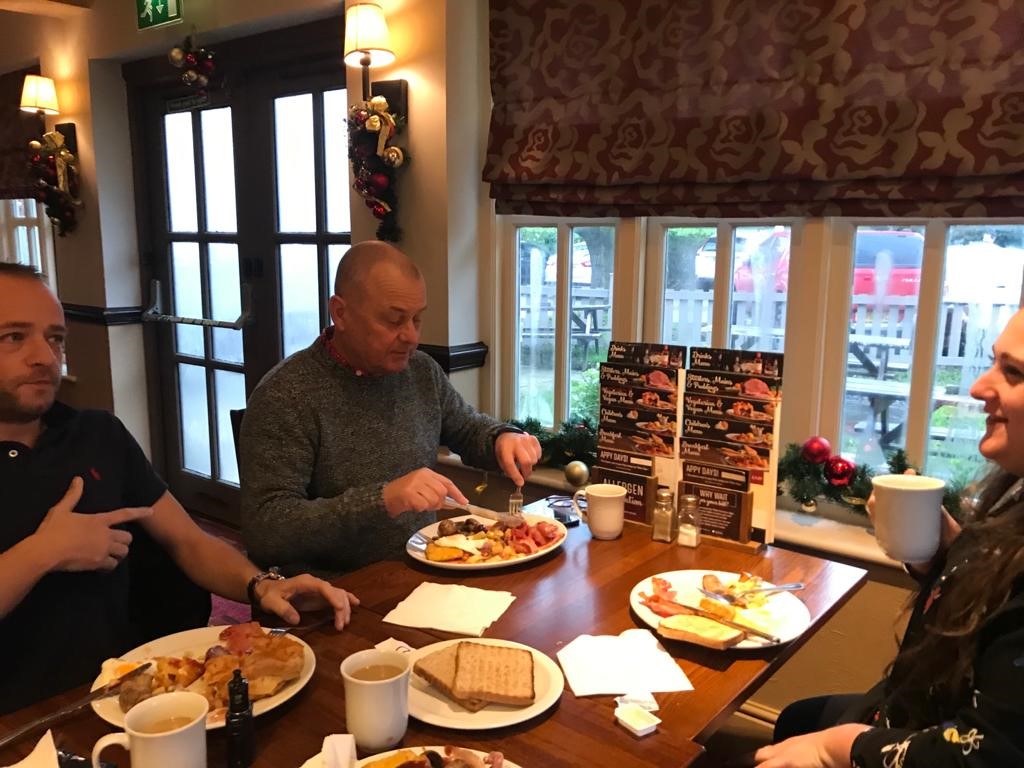 andy_giblin1's tweet photo. Christmas Breakfast with the team at Wakefield this morning. Thanks for all the hard work and effort over the year, couldn't have done it without you all! 🎄🎅 @Hort_Sodexo @AlexMcLauchlan1 @JamesLloyd99 @gazbackhouse https://t.co/Yzy617NkFC