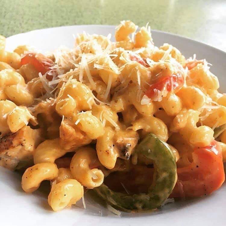 EthelsLounge's tweet photo. Do you like Pasta? Do you like our Rajah? Well mix the two together and ya get today’s Feature. Thats right it’s RAJAH PASTA!! #feature #pasta #rajah #homemadefeature #sogood #onecanthurt @andrewcoppolino @StareCityKW @uptownwaterloo @ExploreWR https://t.co/bSKAh5tUbY