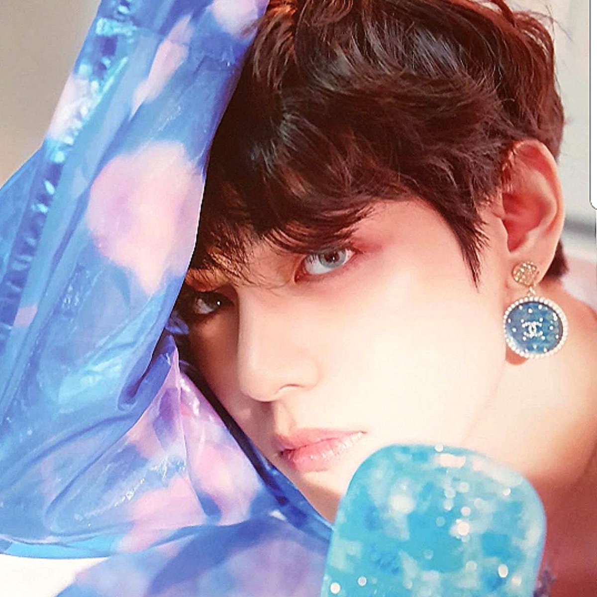 Nadi_B__'s tweet photo. Это бан
#TAEHYUNG #BTS
#PZDC https://t.co/Wib16A1YHv