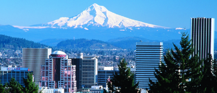 sheraton_pdx's tweet photo. Portland, Oregon is nestled within the Willamette Valley adjacent to the Cascade Mountain Range which include Mt. Hood and Mt. Saint Helens. Bring your camera or, better yet, bring your skis! https://t.co/cQ9kjNVjxC