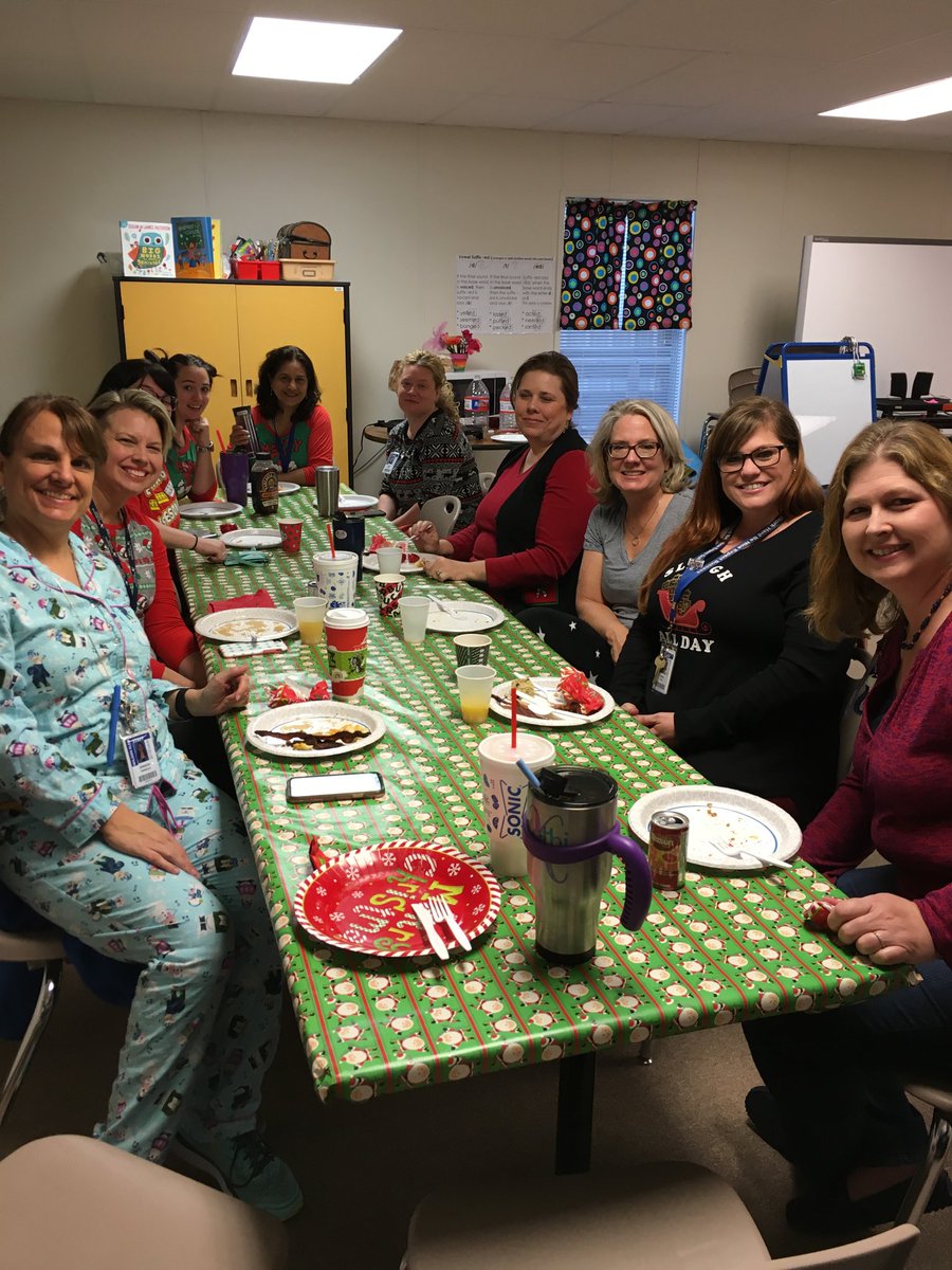 ⁦<a href="/TWEHowl/">Tom Wilson Elementary</a>⁩ #twehowl  Support Team holiday breakfast was awesome!