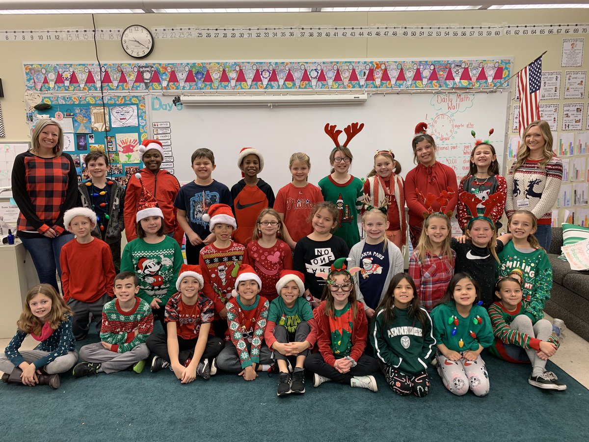 PSDMrsLandis's tweet photo. Happy Holidays from 4th graders at @PSDGrasse ❤️💚@MissWitte24 https://t.co/hGBpEH2G6y