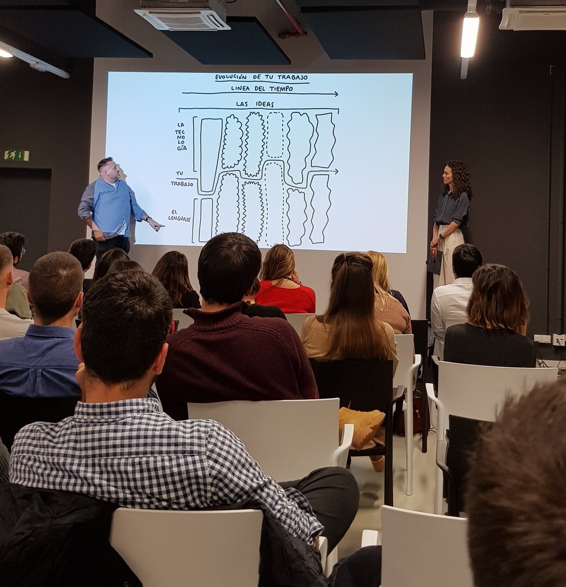IbecPhd's tweet image. Yesterday as part of the annual IBEC Christmas event @javirroyo gave a masterclass on how disabilities are just a different kind of capabilities. Really insightful activity jointly organised with @IBECBarcelona at the @PCB_UB.