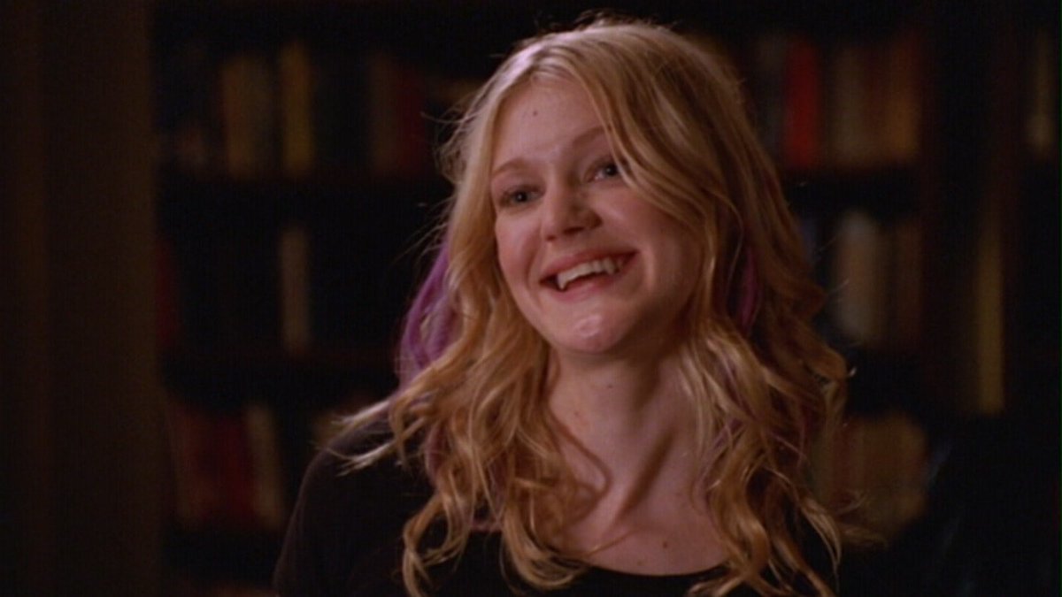 39. Cassie NewtonA student at Sunnydale High School who Buffy is helping whilst she works as a guidance councillor. Cassie is convinced she’s gonna die - has a sixth sense and is just all round interesting and VERY well acted. The First Evil brings her back all evil :(