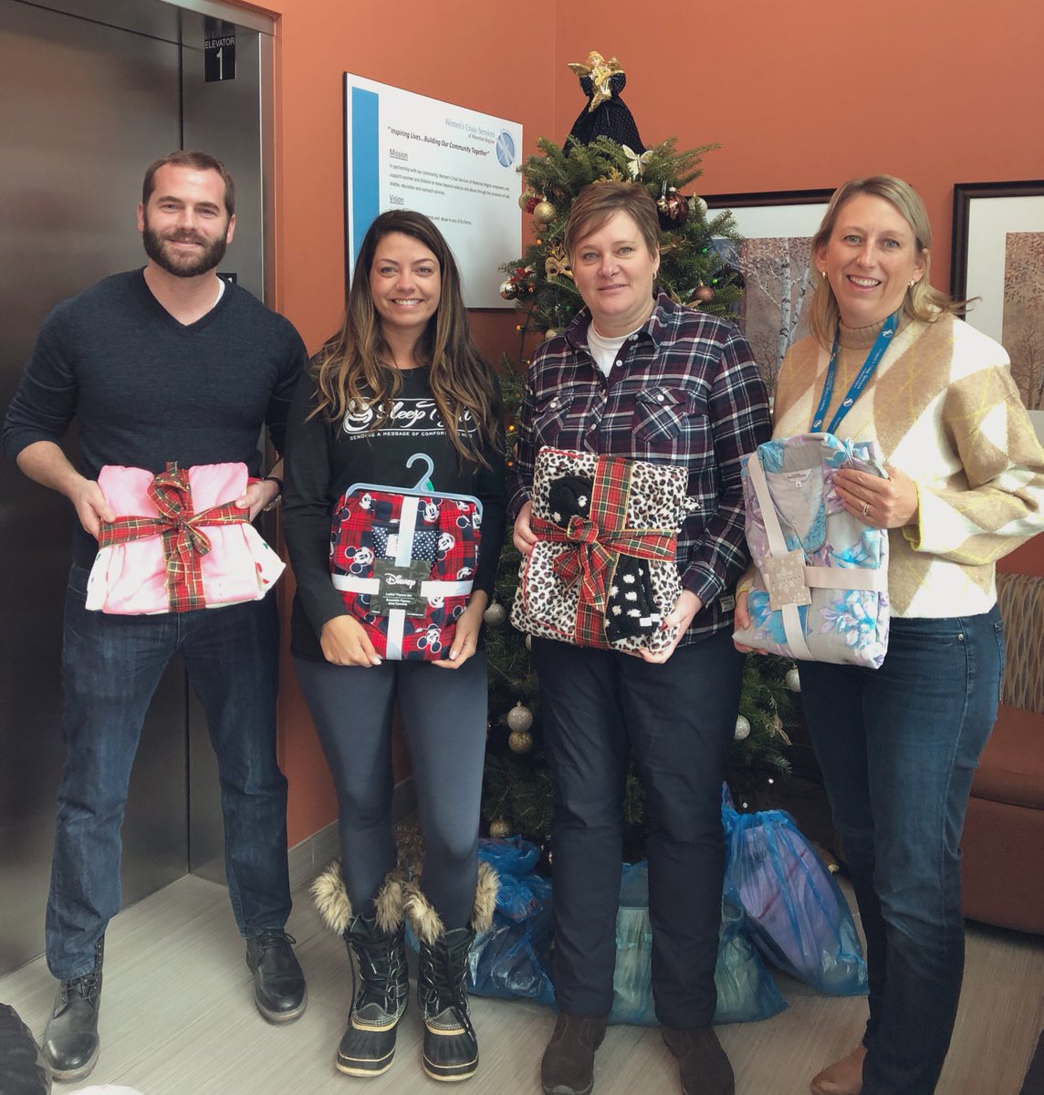 MeaghanMartin_'s tweet photo. It was so great bringing my friends &amp; @kshcpc board members along to drop off new pjs from them &amp; @WRPSToday Police Chorus 🙌🏽

It’s our small way to add to the comfort, hope and shelter that @WomensCrisisSWR provides women in our community! ❤️ https://t.co/n3igMnLEwz