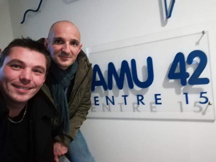 AFARM_SAMU's tweet photo. 🤝 Notre délégué régional de la région #AuvergneRhoneAlpes Alexandre du #SAMU26 s’est rendu ce matin accompagné par notre délégué départemental de la #Loire Samuel au #SAMU42A @ChuSaintEtienne où il a pu visiter le service et rencontrer les équipes #ARM. #SAMU https://t.co/0MBlHRhUT1