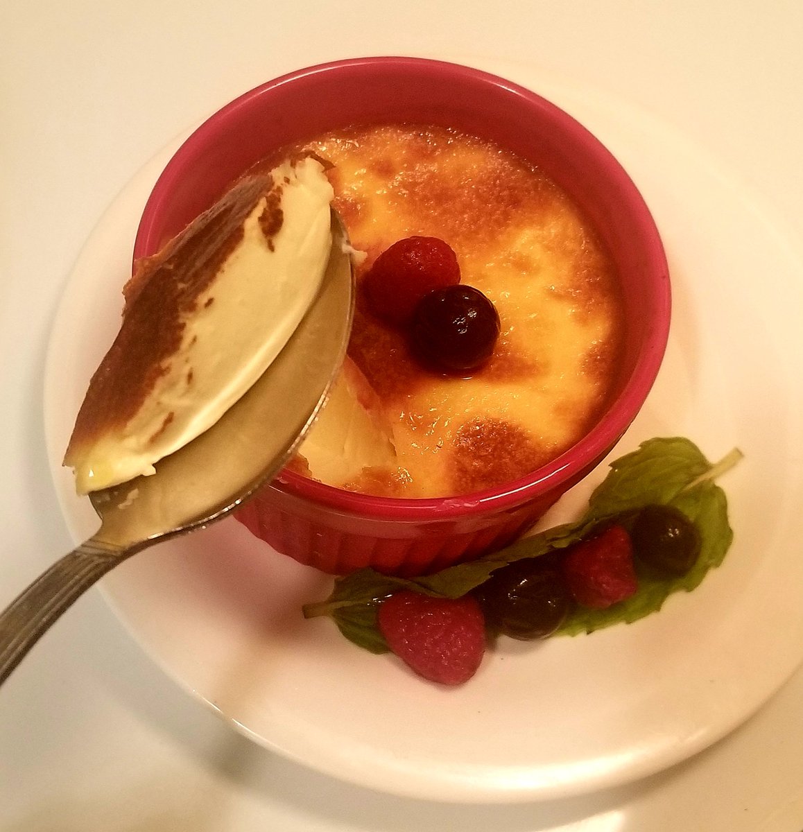 MykeiaArthur's tweet photo. @iambombsteez Creme Brulee👩🏽‍🍳 #ChefMya 
@MykeiaArthur https://t.co/MMulCXR6dN