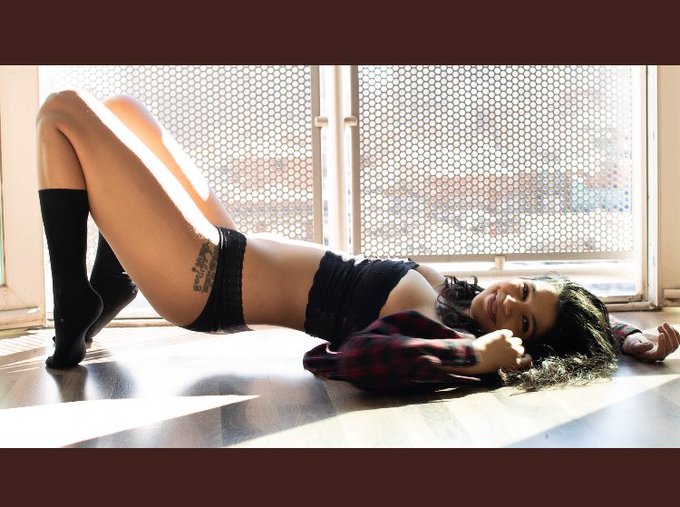 Yayyyy, it&rsquo;s Friday. https://t.co/2nEnWsE1vS<a href="/tag/la"class="tags"><span>#la</span></a>