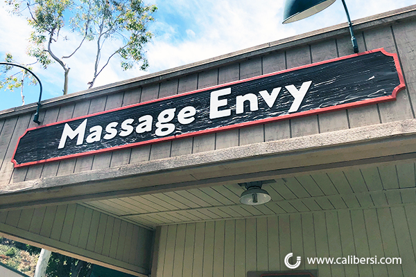 caliberwraps's tweet image. Massage Envy rebrands and adds updated sandblasted sign to their retail space! #RetailStoreSigns #SandblastedSigns #OrangeCountyCA ow.ly/T7zT30q3Jq3