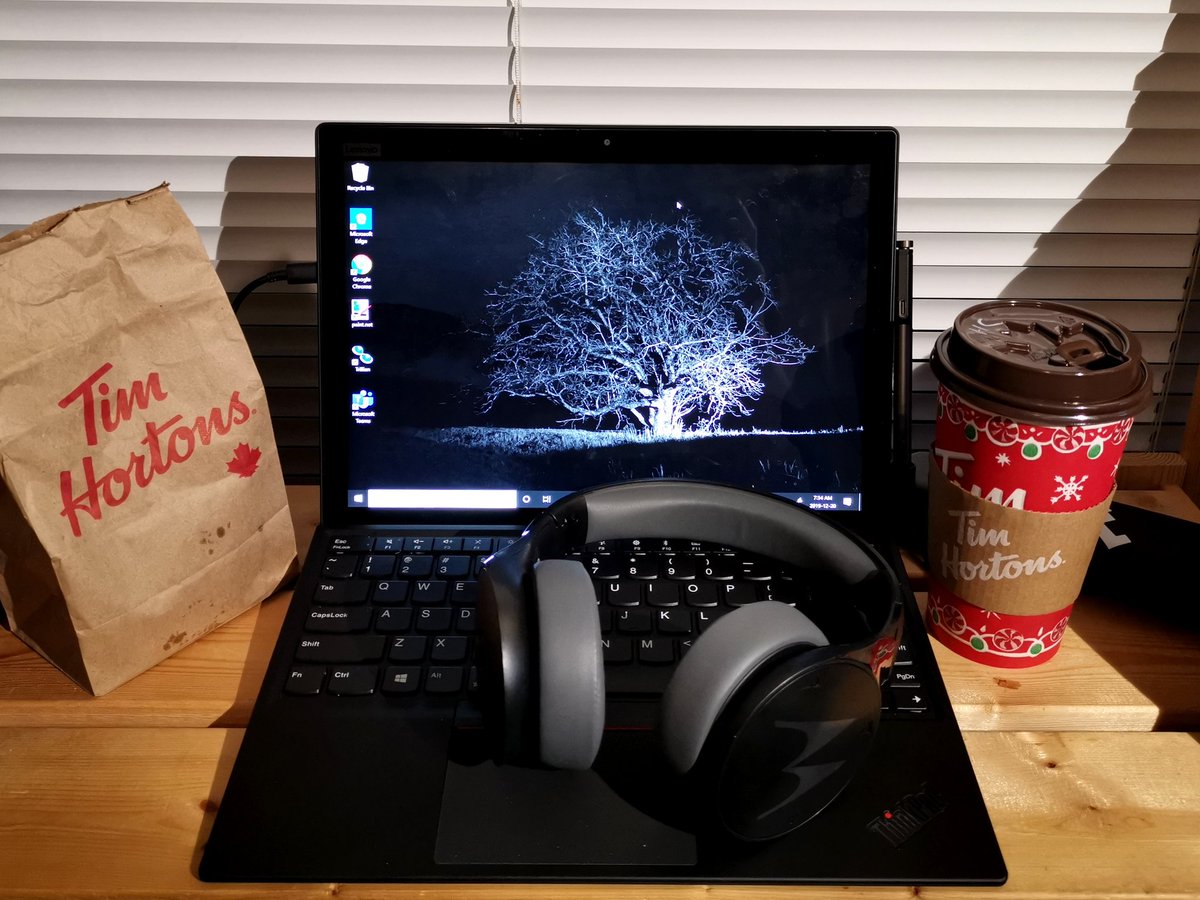geordiemuppet's tweet image. Conference Call Ready. #RemoteWorking #ConferenceCall #TecSupport #ITSupport #caffeine #GettingThingsDone #LenovoIN