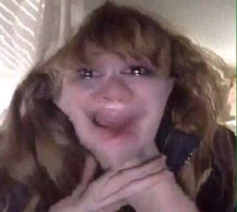 visualsoos's tweet image. literally me