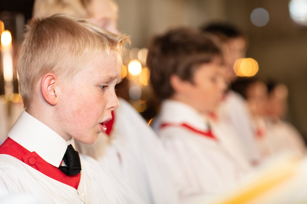 ChoirOfKingsCam's tweet photo. We're pleased to see lots of King's tracks on the Classic Christmas Carols playlist on @AppleMusic – give it a listen through the link below!

https://t.co/RJjVaG5fO3 https://t.co/KVBT9vT1yY