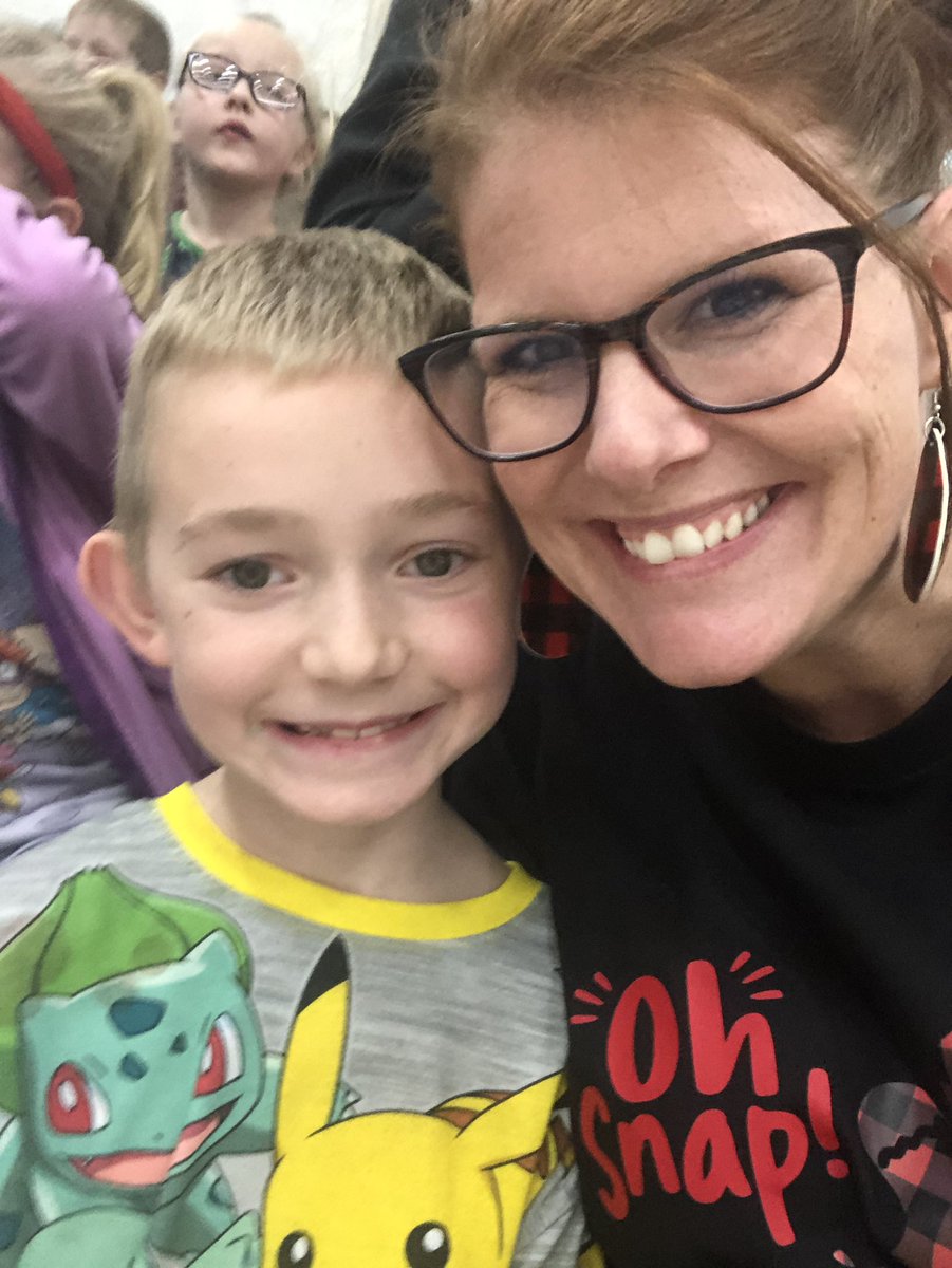AthmerCourtney's tweet photo. Reading, musical chairs, pie in the face, and classroom parties! Going out with a bang! #alleducatorswillneedanap #loveourschool #happybreak #pieface #snuggleupandread #wesclinwarriors #nbe #youwillbemissedHeidi https://t.co/L2jtKB4ES0