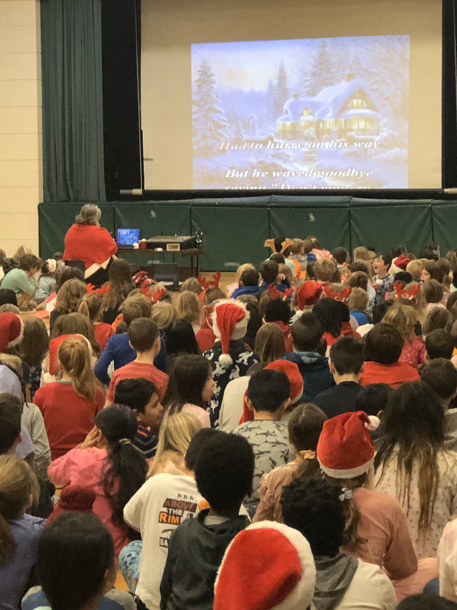 ZiadeMaggie's tweet photo. Holiday singalong @knoxdaleps ! Always a fun time for staff and students @OCDSB https://t.co/mFhOXJTB2C