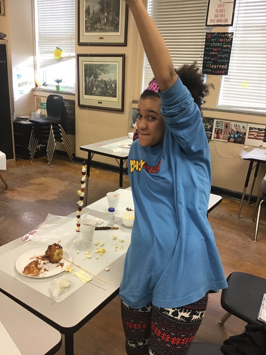 fms_tech's tweet photo. House Day Making Candy!!!#teentweets #fmsteach https://t.co/bcBeZnJfft