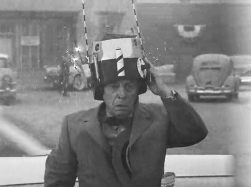 YEScinema's tweet photo. It was a long time ago when Buster went back to the future #TheRiseOfSkywalker #365daysofBuster #BusterKeaton #BusterLove https://t.co/pEbhB7cvRl