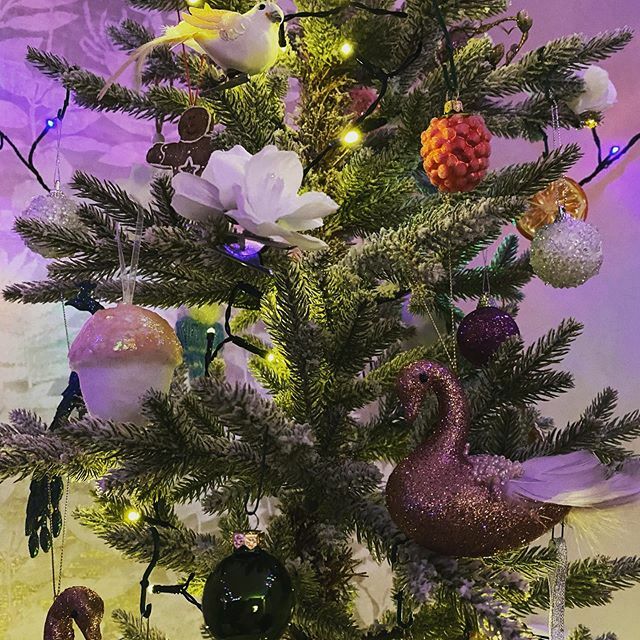 DoodlePopDesign's tweet photo. Some of my pretty Christmas tree ornaments. 
#christmastree #pinkswan #enchantedforest #cherryblossom #acorn #frostedfruits #baubles #christmasdecor #mychristmastree #christmas2019🎄 https://t.co/uexWTPQBCZ https://t.co/D1PDfWKhZQ
