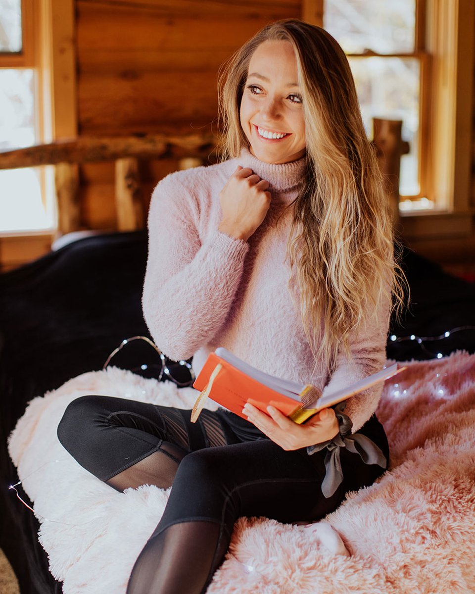 popflex_active's tweet photo. Thank you to everyone who entered our #POPFLEX 12 Days of Giveaways! 🎁 We couldn't think of a better way to end such an amazing year or to celebrate the #ConstellationCollection! 💫
P.S. You can still order your Fit Planner & get it in time for 2020!! https://t.co/h6A7AXPHj9 https://t.co/rhCFT2Mx2Y