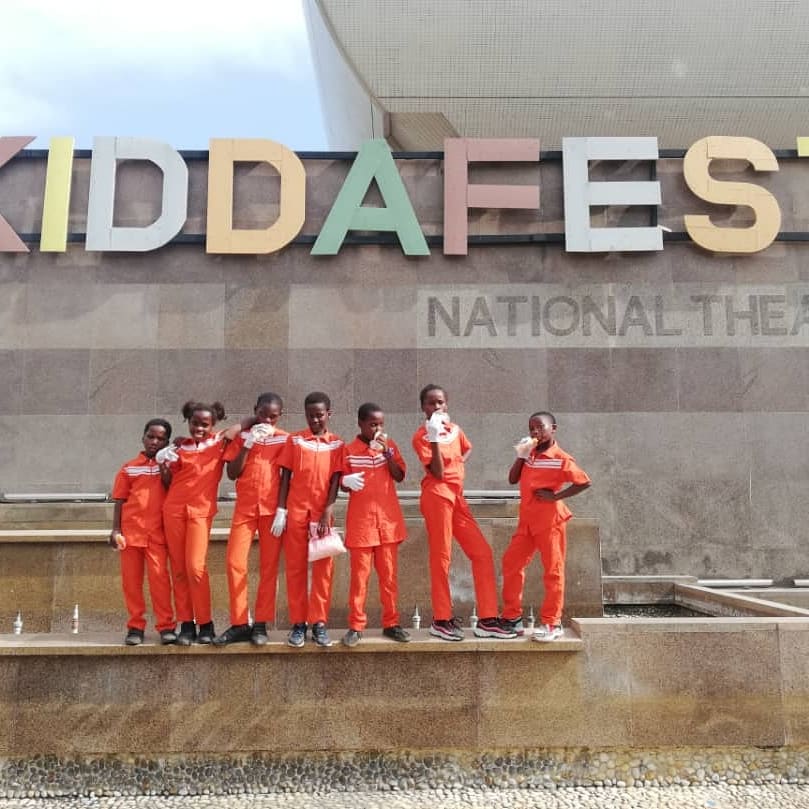 Deblessingfound's tweet image. At the national theater with the wonderful kids. 
#MULTIPURPOSELIBRARYCOMPLEX 
#dual_construct_ltd
#sapholda_venture_ltd
#zenas_house_inc
#akwaaba_volunteers
#deblessingfoundation
#donate
#support