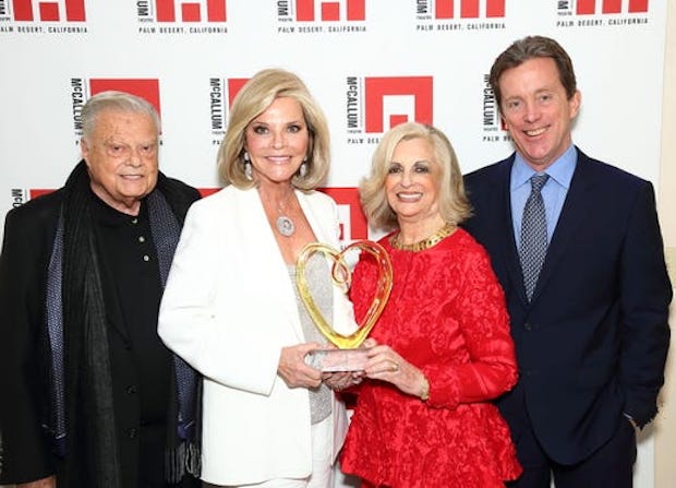 haroldmatzner's tweet photo. The annual gala at McCallum Theatre brought in upwards of $1.5 million...
https://t.co/1a1Ch0WSl1
#haroldmatzner #mccallumtheatre #philanthropy #palmsprings https://t.co/fUVmI2OvJj
