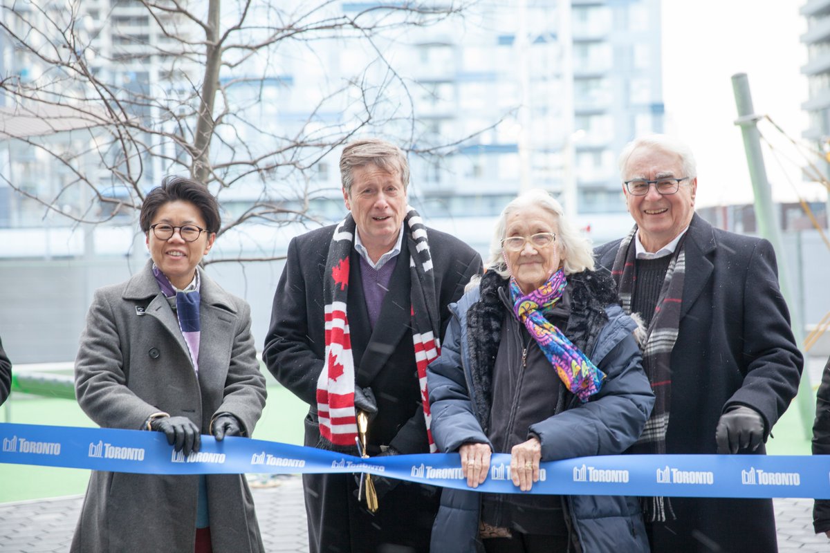 TOHousing's tweet photo. The December issue of our #insidehousing newsletter is out NOW! In this issue, we highlight our 2020 budget, the official opening of 150 River St. in #RegentPark, winners of our #BeBuildBrand Pitch Contest, HomeRun Scholars & more! Read all about it HERE: https://t.co/1bRHXIPVUv https://t.co/qmh33hgz6s