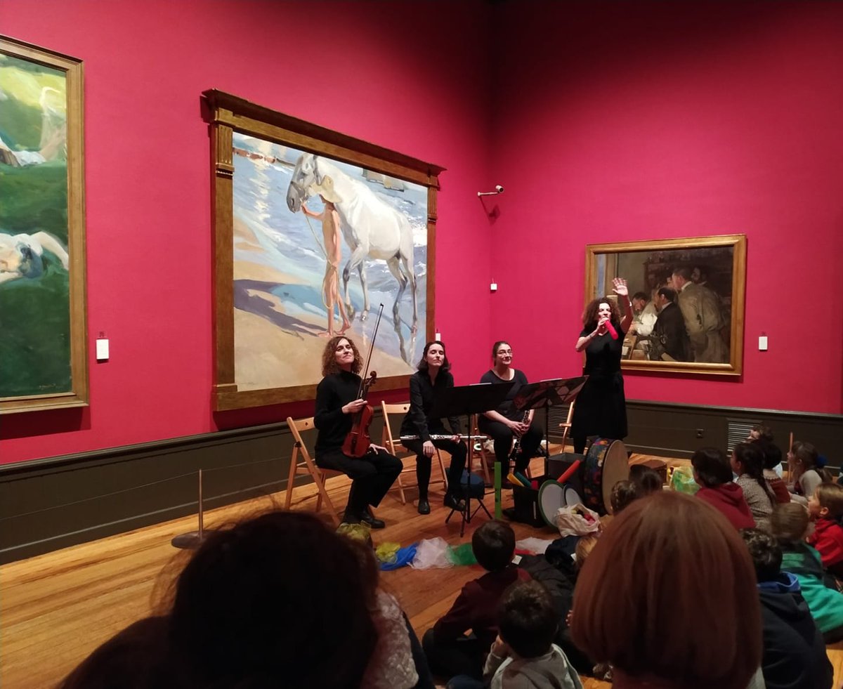 Afinarte's tweet photo. ayer fue un día muy inteso, formación con @CiaIntra por la mañana preparando el nuevo espectáculo y organizando las ideas. Por la tarde concierto didáctico en @MuseoSorolla en colaboración con @MirArte_SL https://t.co/TYuc7LQxlm