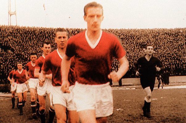paulenglish1961's tweet photo. Belgrade 5/2/1958 a day of joy that was not to last.. #ManchesterUnited #ManUtd #ManUnited #MUFC https://t.co/qWiuZKfDhb