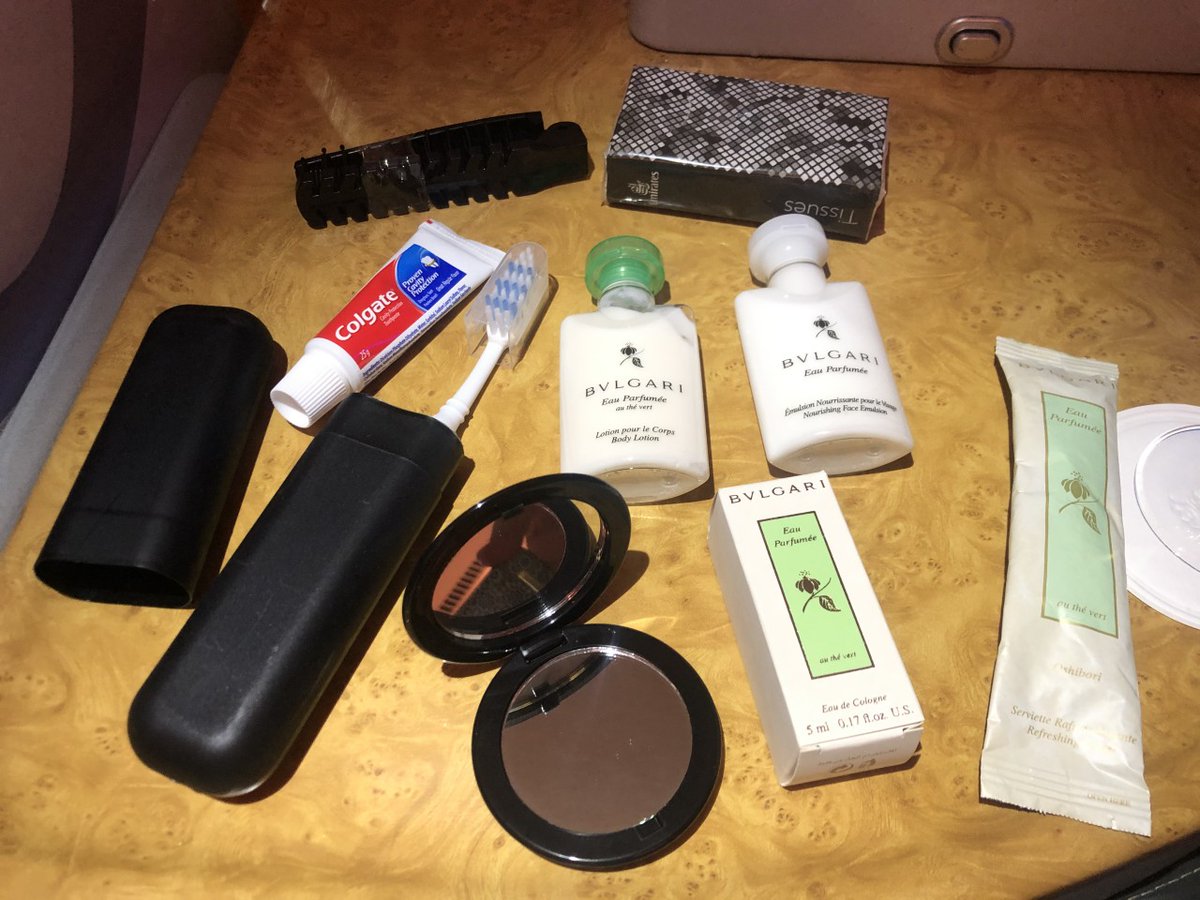 theboutiqueadv's tweet photo. Loving the Moët bar in the Emirates lounge at Dubai airport! And the bulgari toiletries are a nice touch! @emirates #emirates #turningleft https://t.co/fk7mSnPGqg