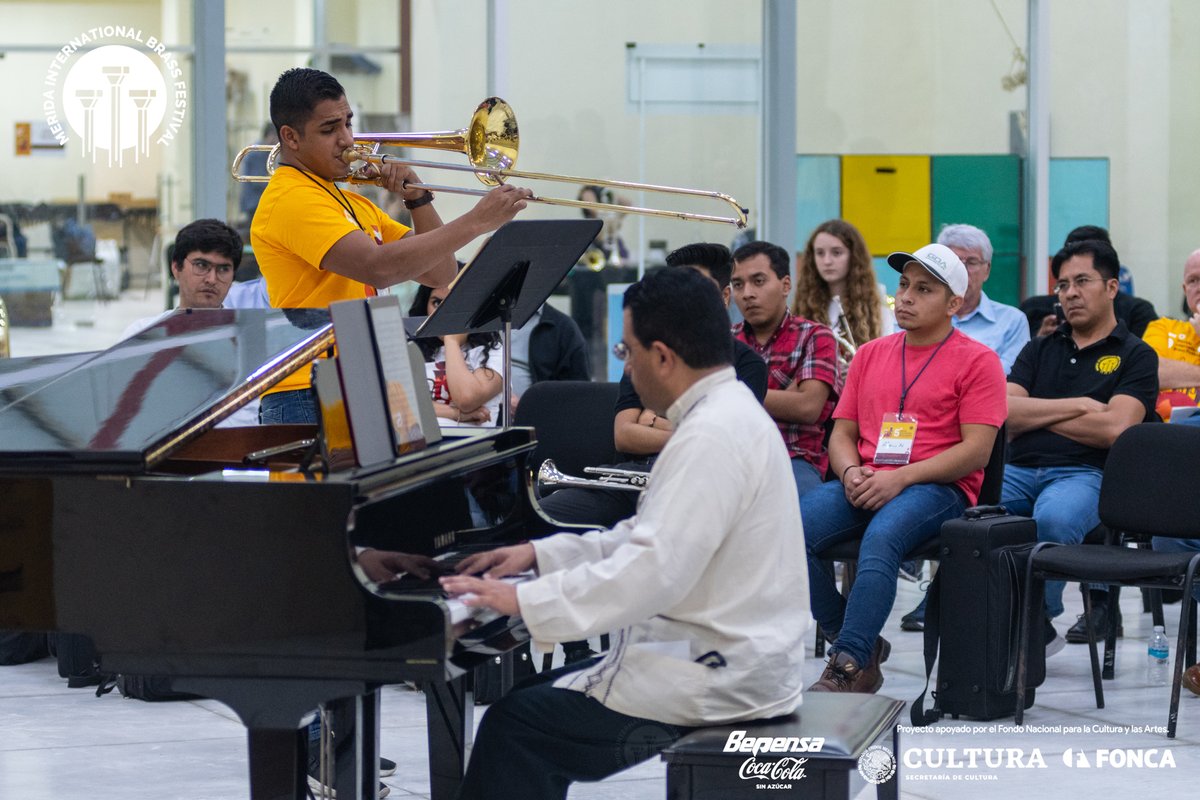 InfoMIBF's tweet photo. #Día4 Muy orgullosos de los alumnos MIBF quienes el día de ayer dierón un recital ¡extraordinario! 

No se pierdan ningún detalle de nuestra cartelera visitando nuestra pagina web: https://t.co/w70RR9khOk.

#MIBF2019 #FESTIVALDEMETALES #FONCA https://t.co/nHn5mGPQLU