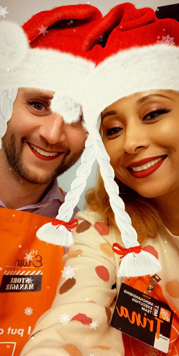 KatrinaTHD1's tweet photo. SM assimilation has come to an end. I had a blast hanging with new SM @EwenATrotter and doing our training together. Can’t wait to see what the future holds for us in our stores. 2020 we are coming for you. #RelationshipBuilt #Peers https://t.co/ZuwY34y0EE