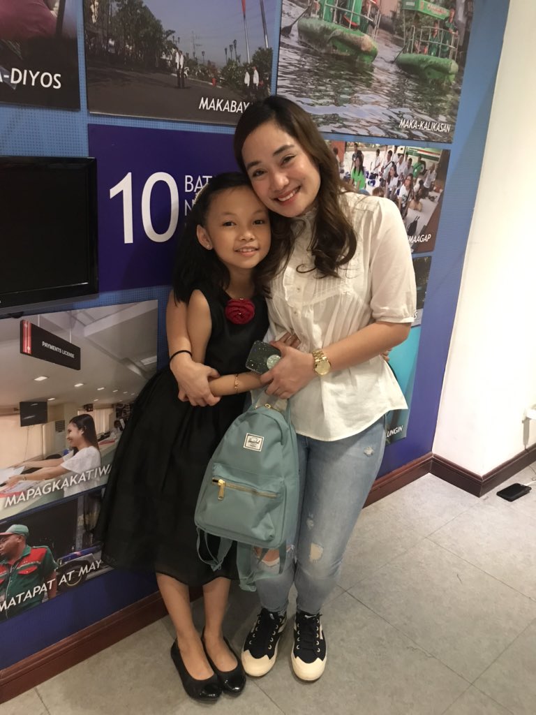 annishi4685's tweet photo. Thank you to my best girl Konsehala @nina_lopez23 for taking time to see our @VCYOofficial 💖💖💖@valenzuelacity https://t.co/03ToYFKrg3
