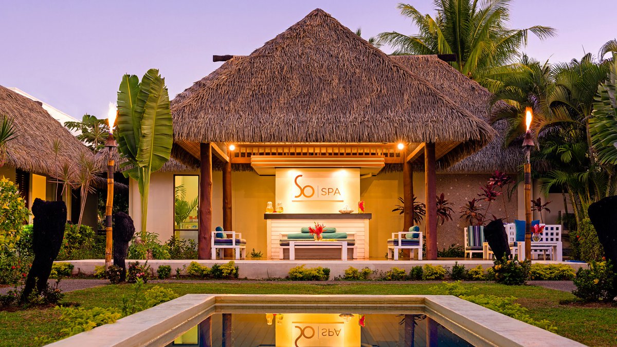 paradisesonline's tweet photo. Luxurious French sensibilities and Sofitel style is what truly sets this resort apart in a destination where you are spoiled for choice.

#sofitelfijiaresortspa #sofitelfijiaresortspaparadises

E-mail: reservations@sofitelfiji.com.fj https://t.co/AvhKstOlQQ