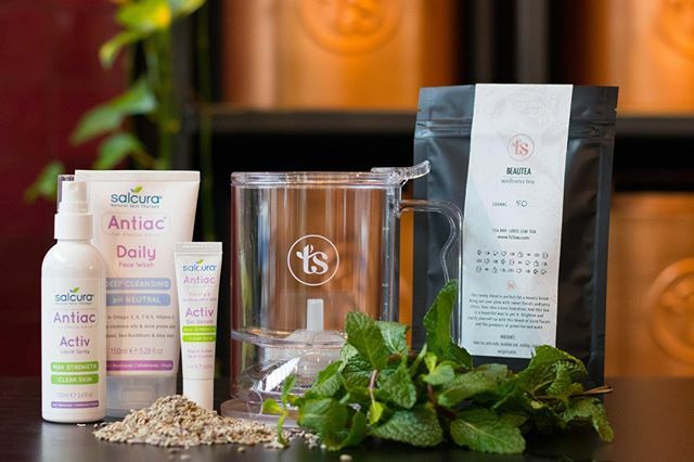 GIVE AWAY time!! We love all the friends we have made at T’s. So together with one of our besTeas, @Salcura_nl, we decided to treat our friends. ⁠
What better way to show the love then by giving away some awesome gifts. ⁠
This package will make you f… ift.tt/2Z93hkE