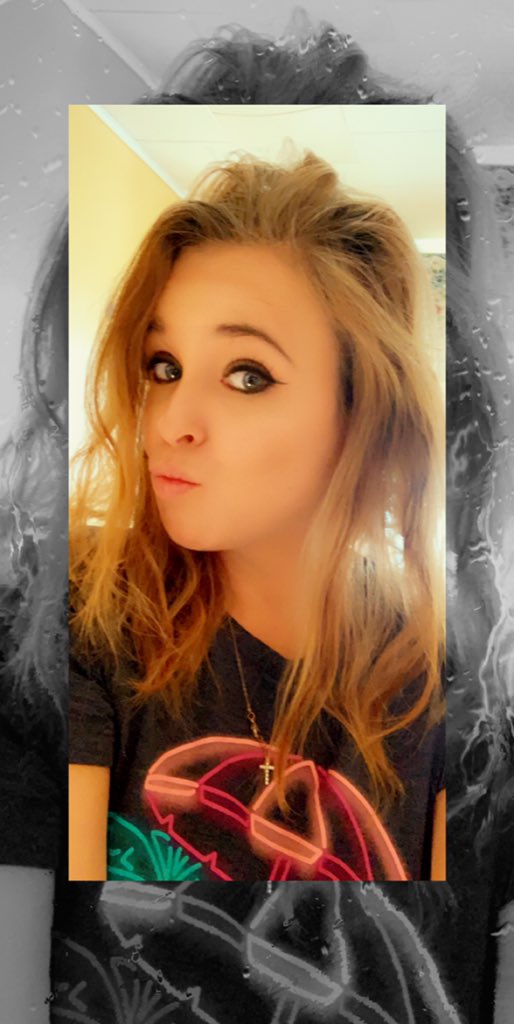 leduc_ashley's tweet photo. https://t.co/b86i9FNaeJ