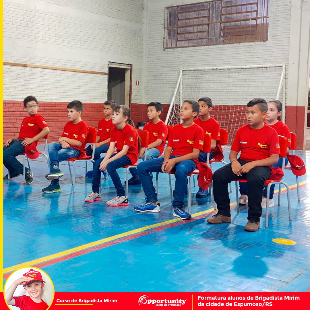 redeopp's tweet photo. 💡 E na noite de ontem (19/12), tivemos nossa primeira formatura oficial da primeira turma do Projeto Pequeno Herói no Rio Grande do Sul, na cidade de Espumoso;😍 https://t.co/9RXfMV9JBL