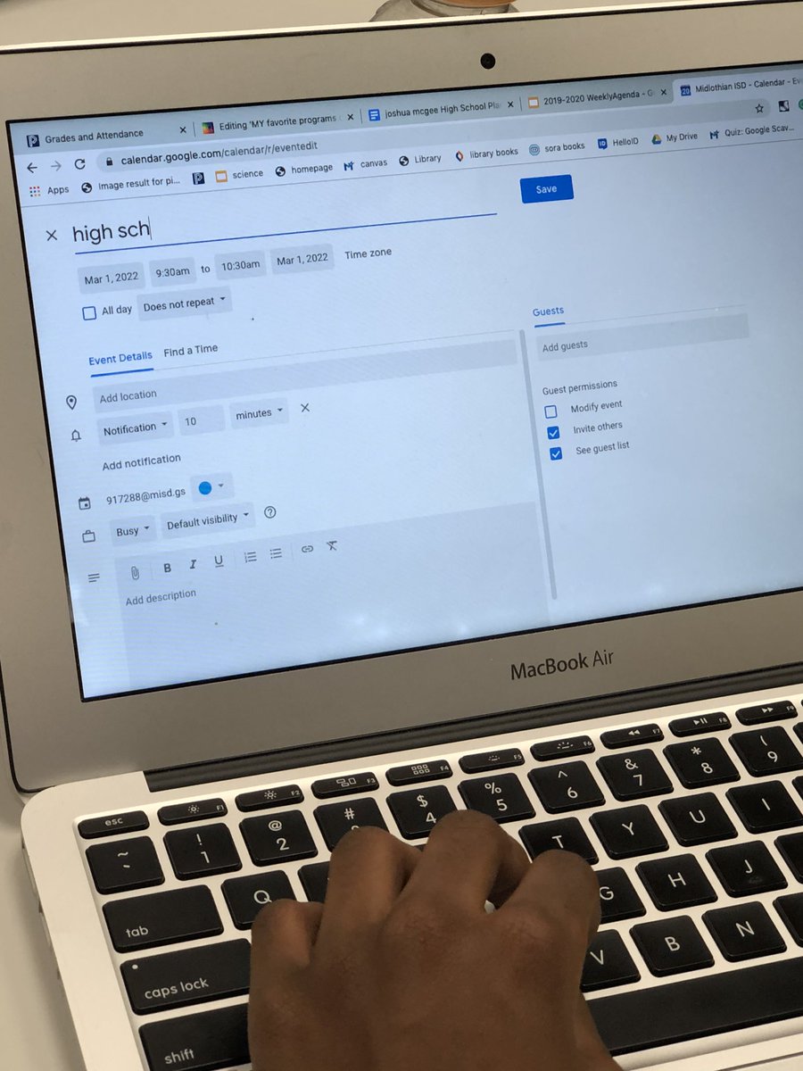 TechRunsThruIt's tweet photo. #needmorecharacters 😂 And just like that, our adventure comes to an end. #6thgradecareers #misdproud @fsmscubs @BookCreatorApp @padlet @googlecalendar @GoogleForEdu https://t.co/JwrGb0KJJg