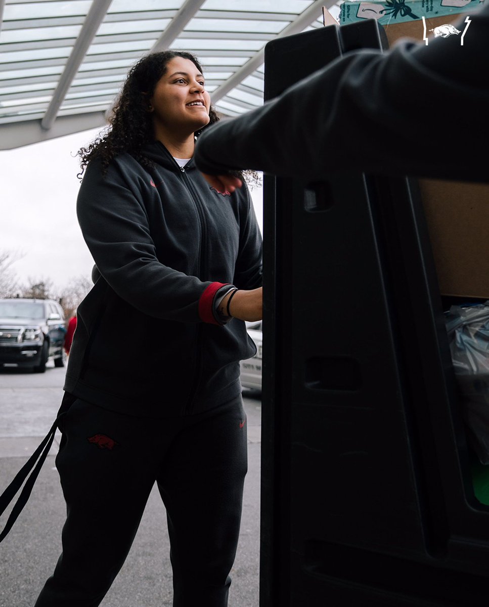 RazorbackWBB's tweet image. Thank You So Much @archildrens For Having Us!

We Appreciate It 🙌

#SideBySide 🐗🏀