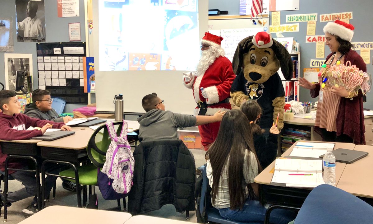 THEGSD200's tweet photo. McClure Elementary School recently had a couple of special visitors!

Santa Claus and his helper Clarence visited every classroom, handing out candy canes and wishing everyone a Merry Christmas! #McProud https://t.co/5lgGmR6qOB